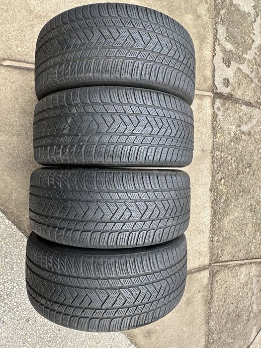 285/45/20 112 V Pirelli Scorpion Winter