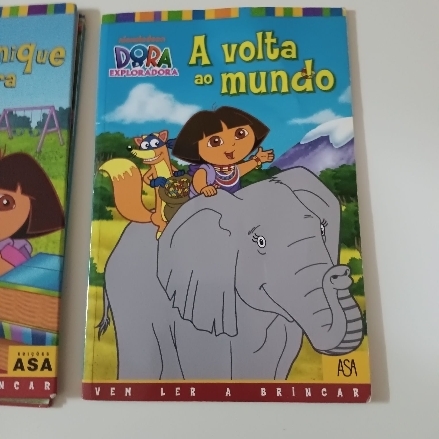 3 livros Dora Exploradora