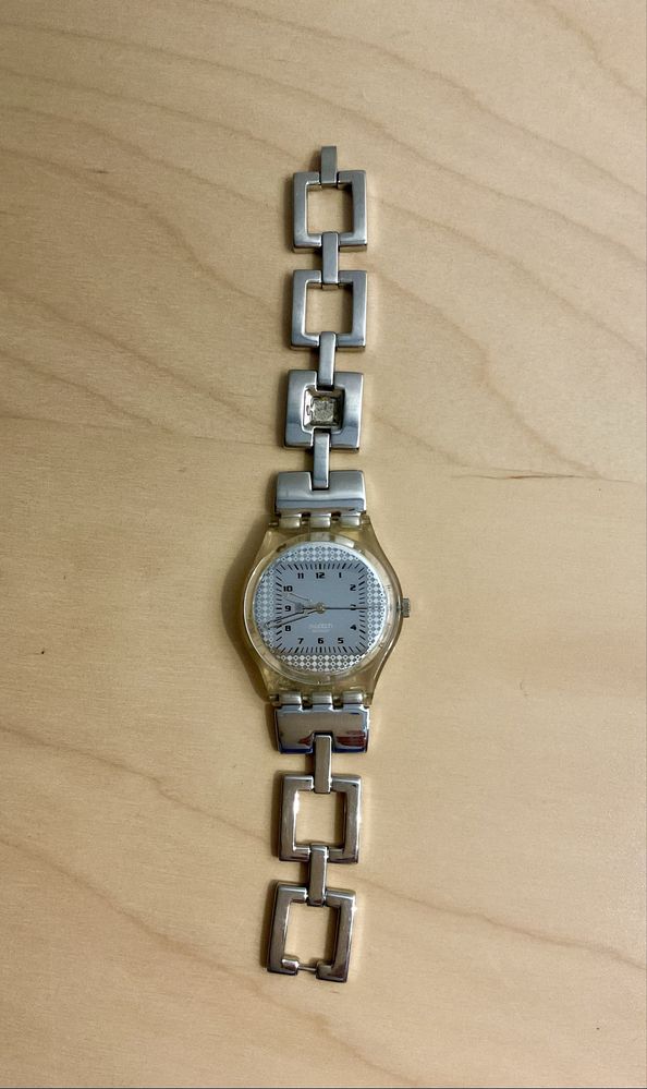 Relógio prateado Swatch