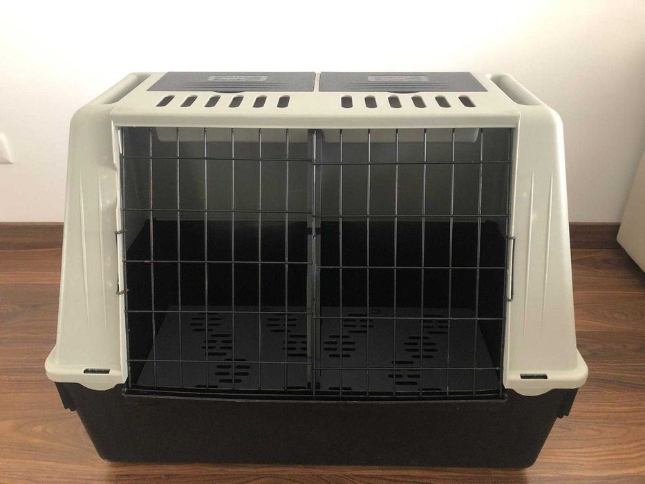 Transportadora 1 ou 2 cães, ideal para Mini e outros automóveis