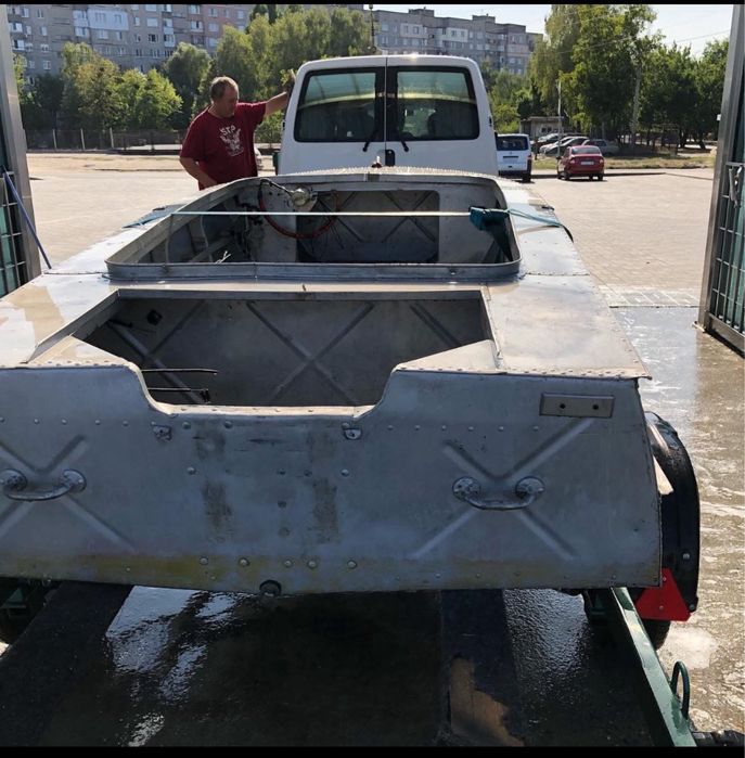 Лодка МКМ (без мотору і лафета) з документами без обвісу