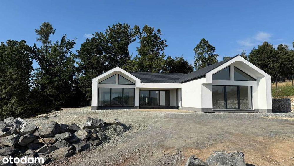 Parterowy dom przy lesie na wsi - 180m2