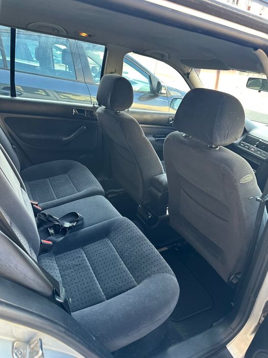 GOLF VARIANT 1.4 ano 2000