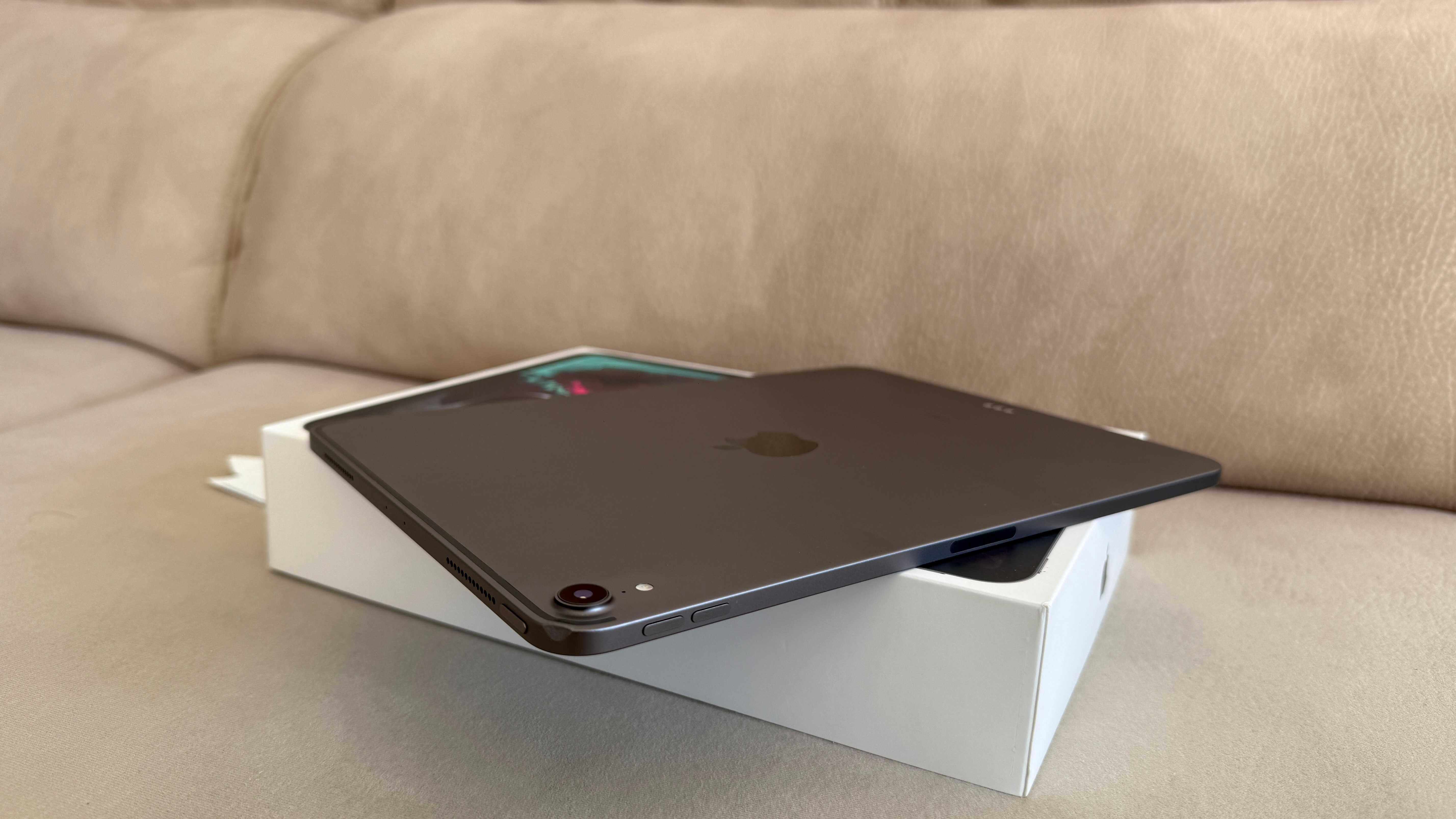 Vendo troco iPad Pro 11'' 256Gb Wifi C/Fatura Nacional