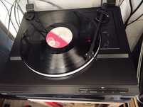 Gramofon Telefunken HS 870. Direct Drive