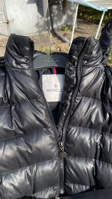 Курточка moncler дитяча