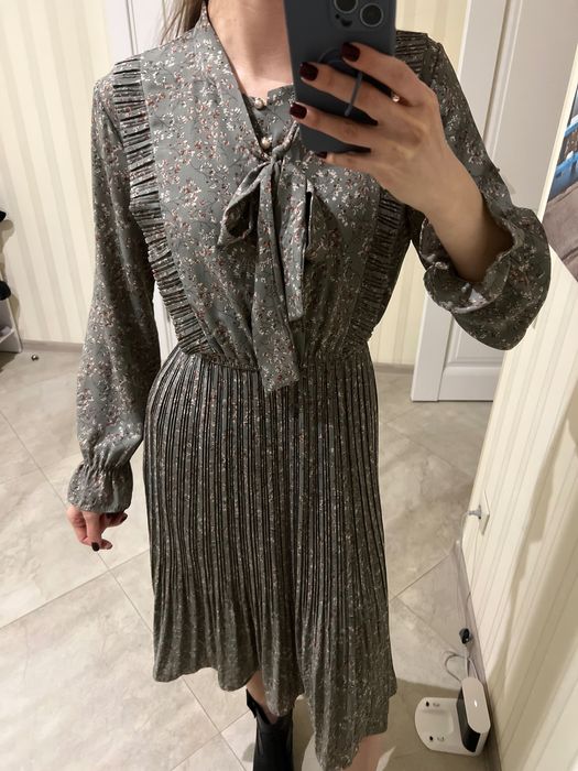 Сукня міді розмір S