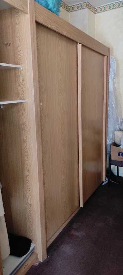 Dwie szafy garderobiane garderoba przesuwane drzwi z Niemiec szafa