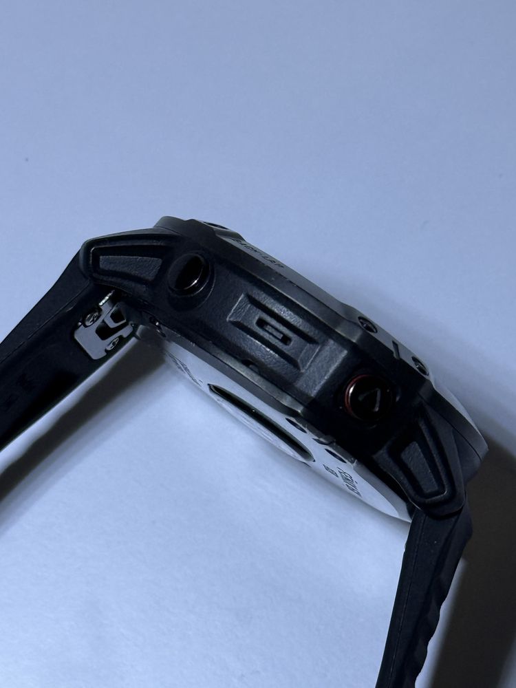 Продам Garmin Fenix 6x Pro
