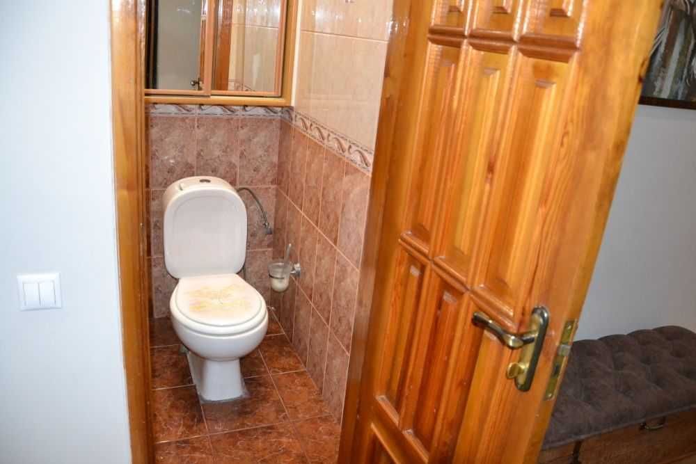 Продаж двокімнатної квартири на бульварі Лесі Українки, 9В