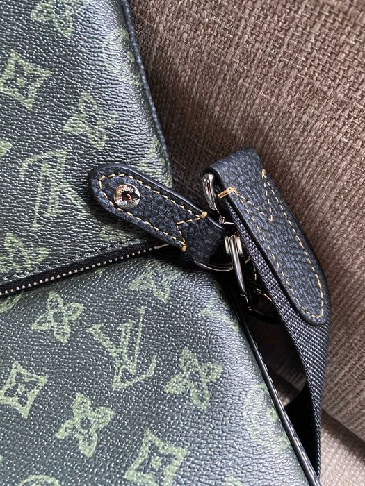 Louis Vuitton мужская сумка, оригинал, состояние идеальное