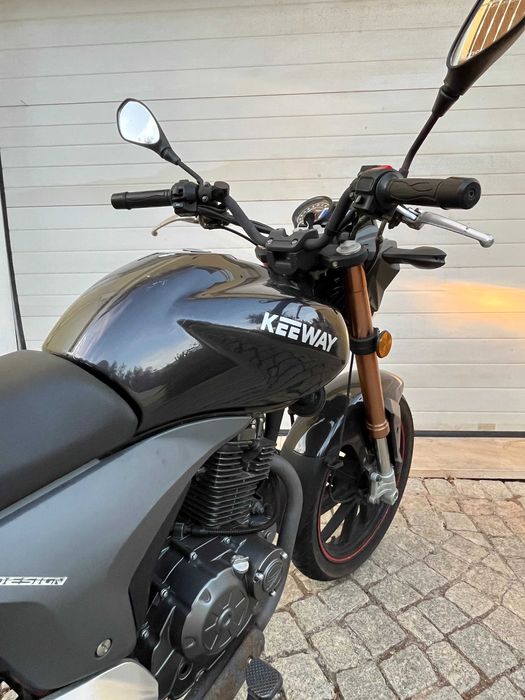 Keeway RKV 125, ano 2017