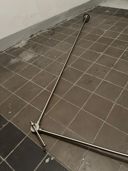 Srebrny lampa sufitowa na wysięgniku (bez klosza)