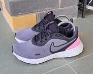 Кросівки Nike Revolution