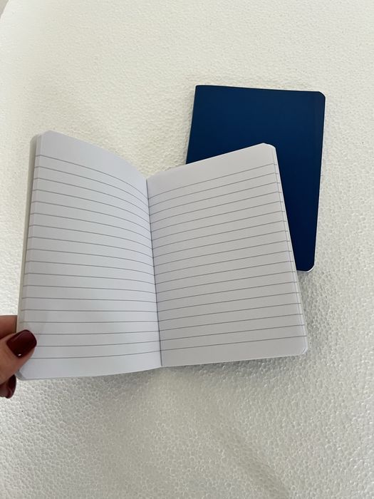 Zeszyt w linijke