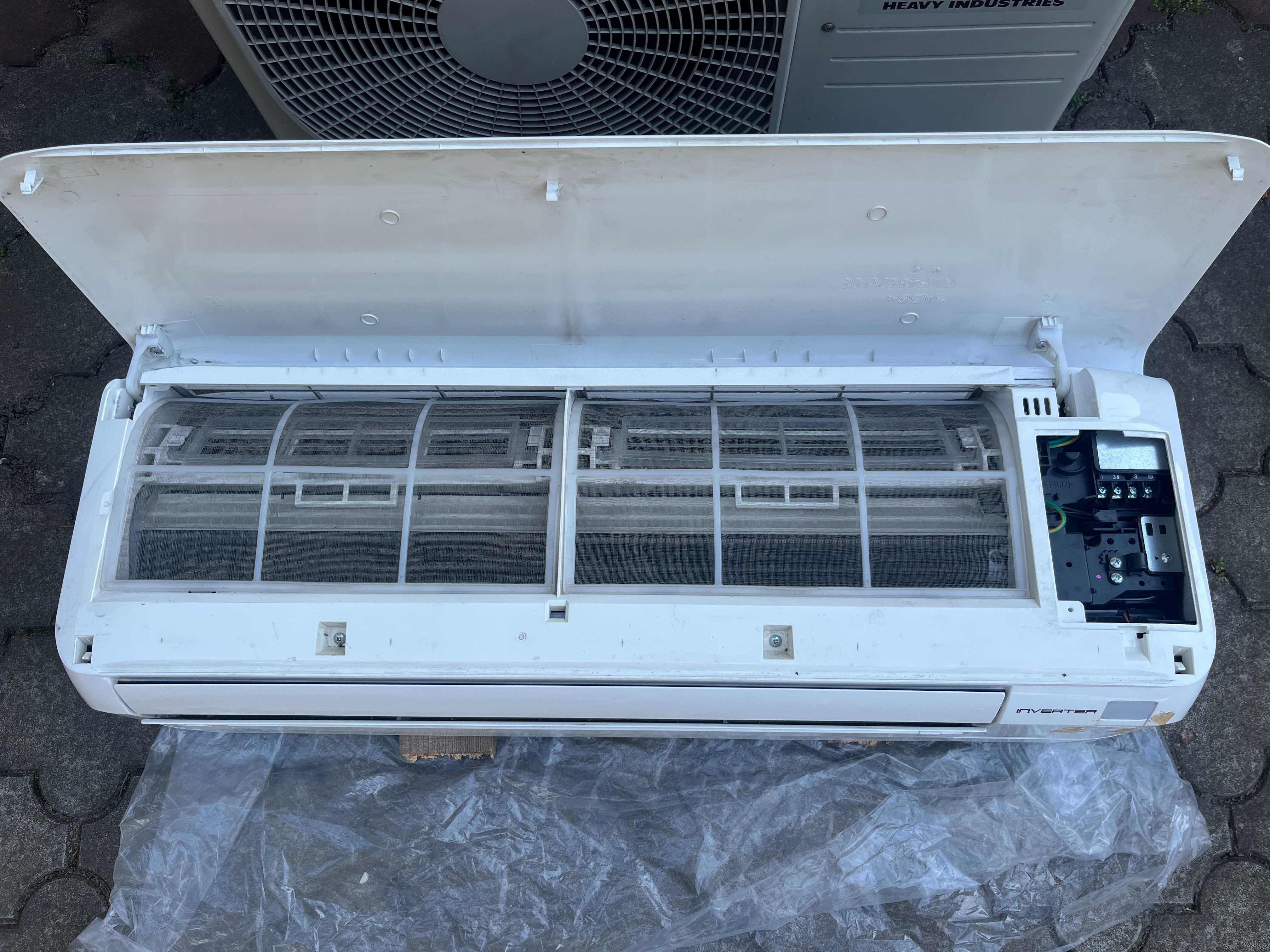 Инверторный кондиционер Mitsubishi Heavy SRK50ZS-S/SRC50ZS-S