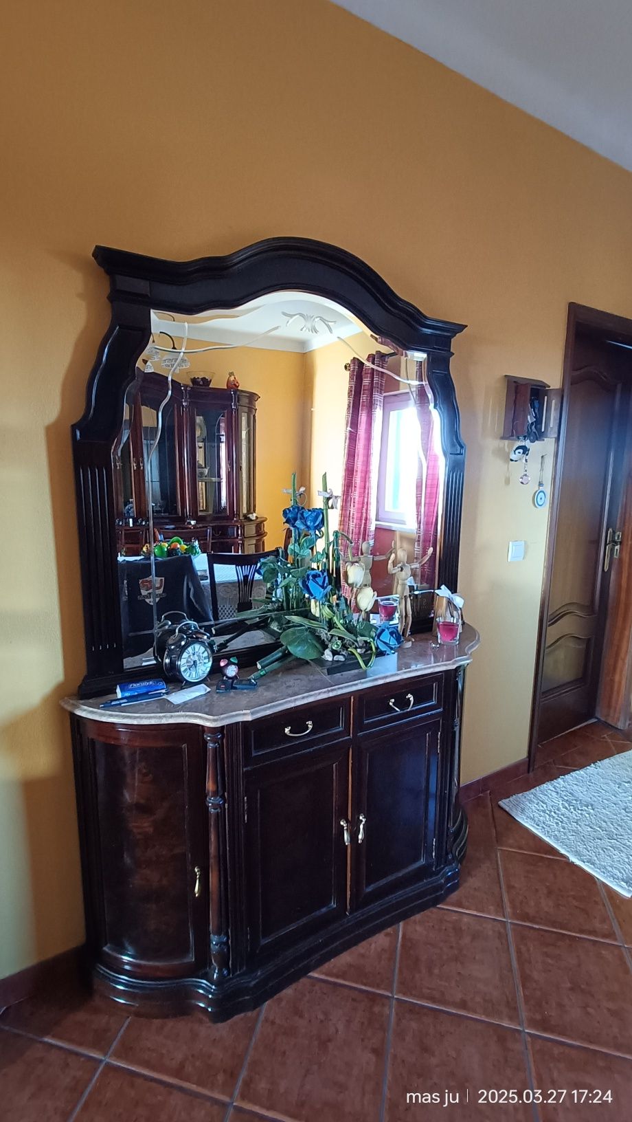 Conjunto de sala de jantar e bar
