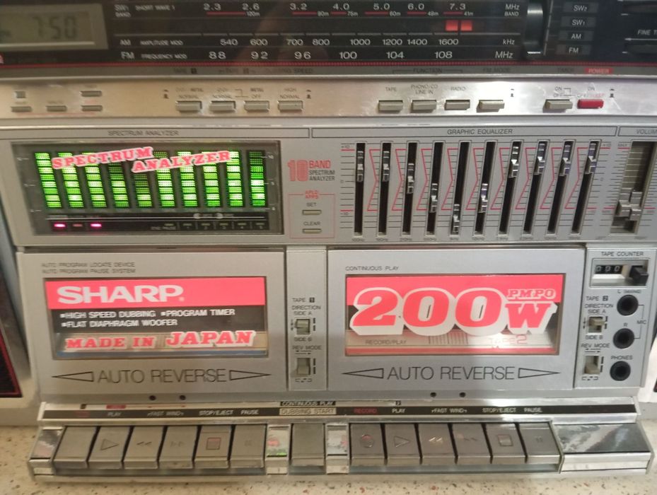 Переносная магнитола Sharp WF-939