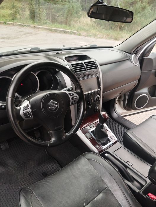 1.9ddis full opcja,Xenon,4x4,wentylowana skóra,keylesgo