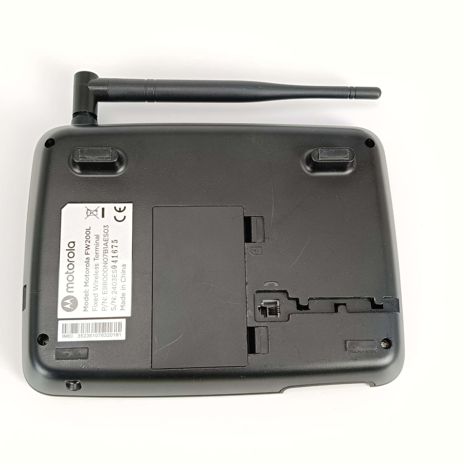 Telefon Stacjonarny Motorola MOTOFW200L 2,2&quo