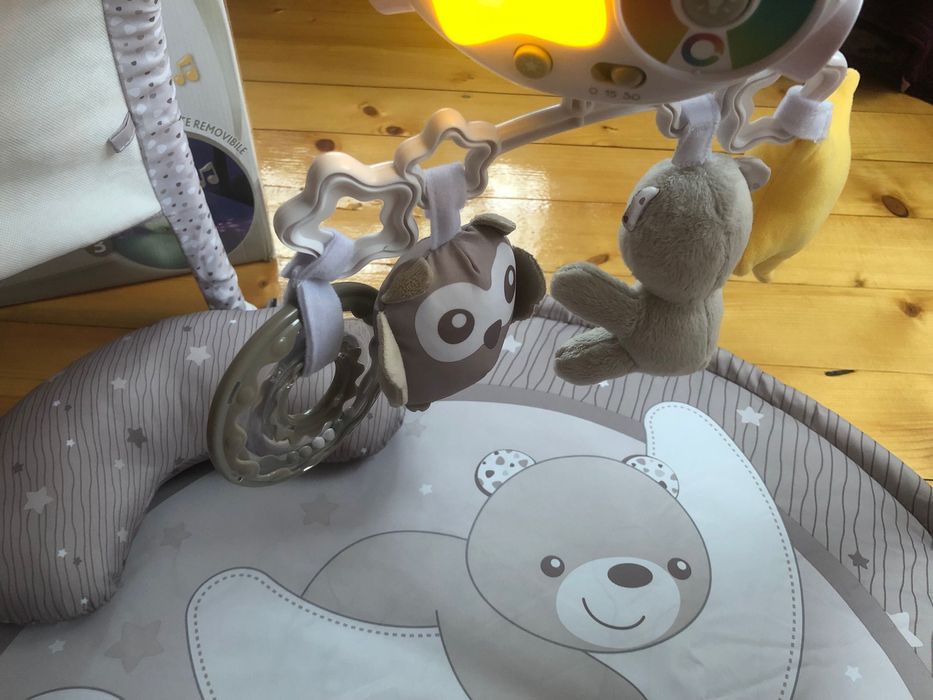 Розвиваючий килимок "Enjoy Colours" Chicco . Новий .