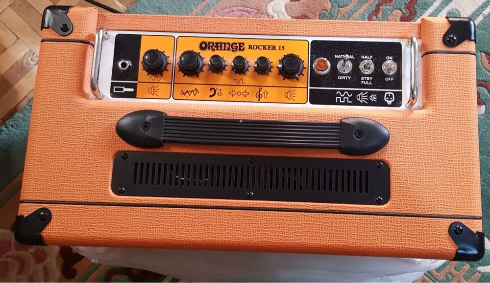 Продаю Гітарний (ламповий) комбопідсилювач Orange Rocker 15