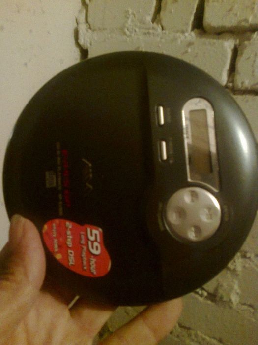 Walkman z radiem.Odwarzacz CD.