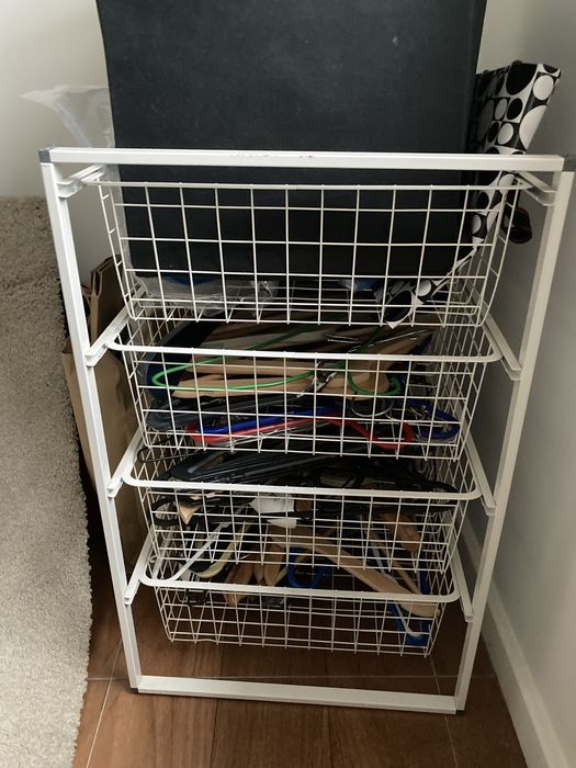 Armario em rede de 4 gavetas, para por dentro do roupeiro ou