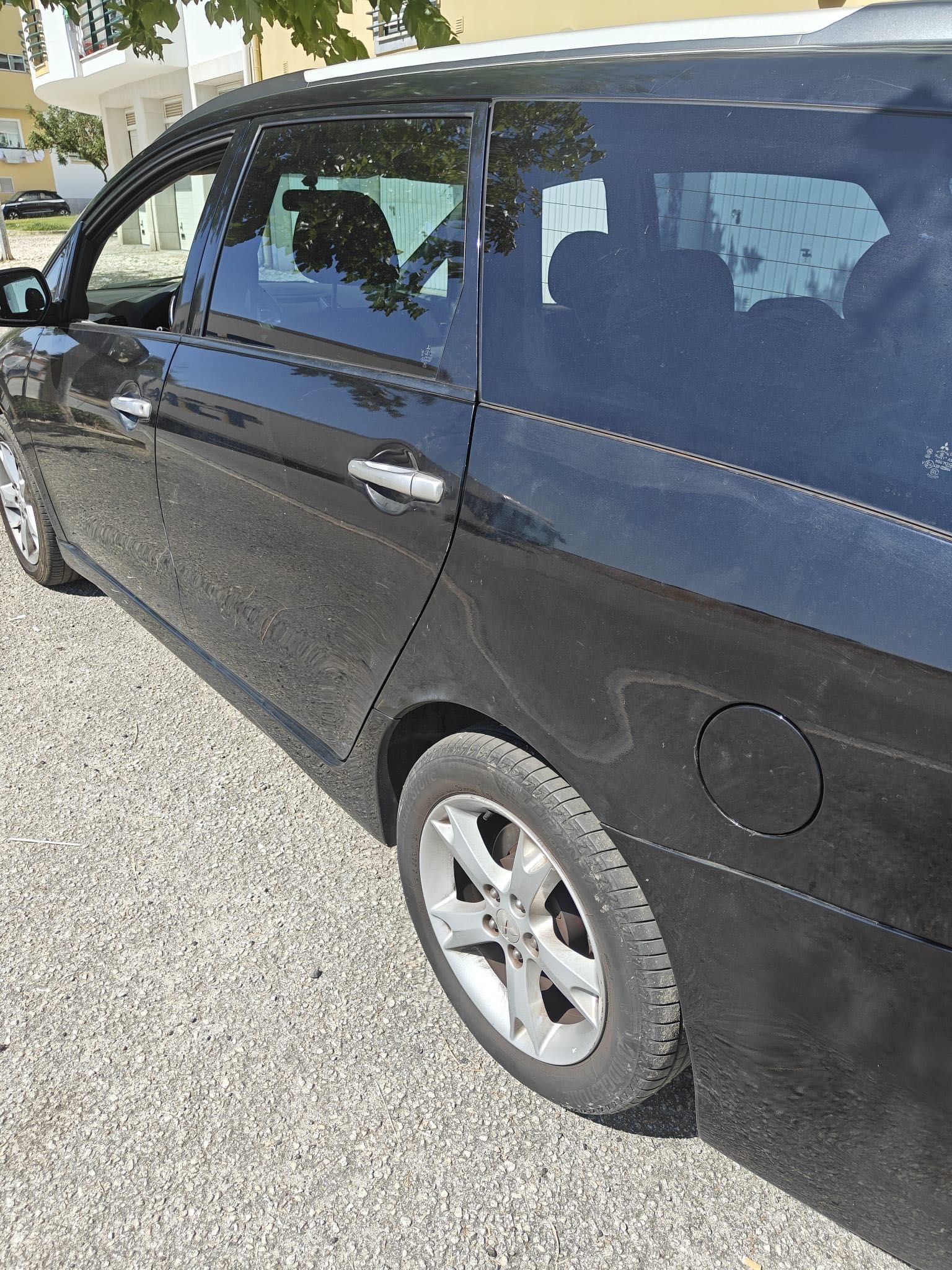 Mitsubishi Grandis