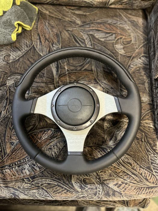 Кермо руль momo lancer evolution sport outlander