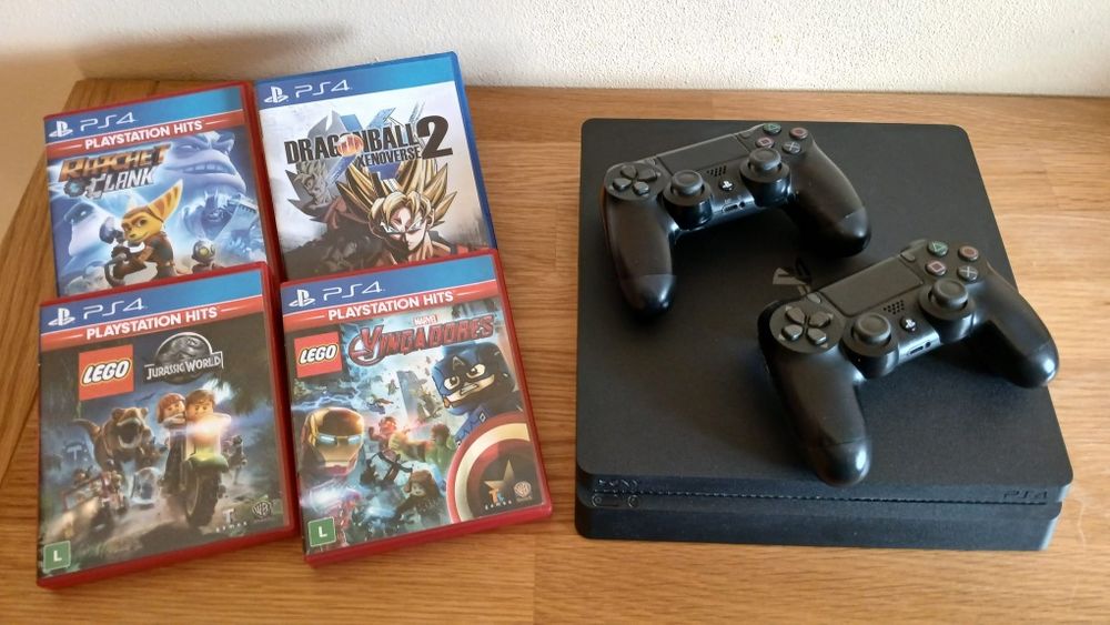 PS4 Slim 872 GB + jogos