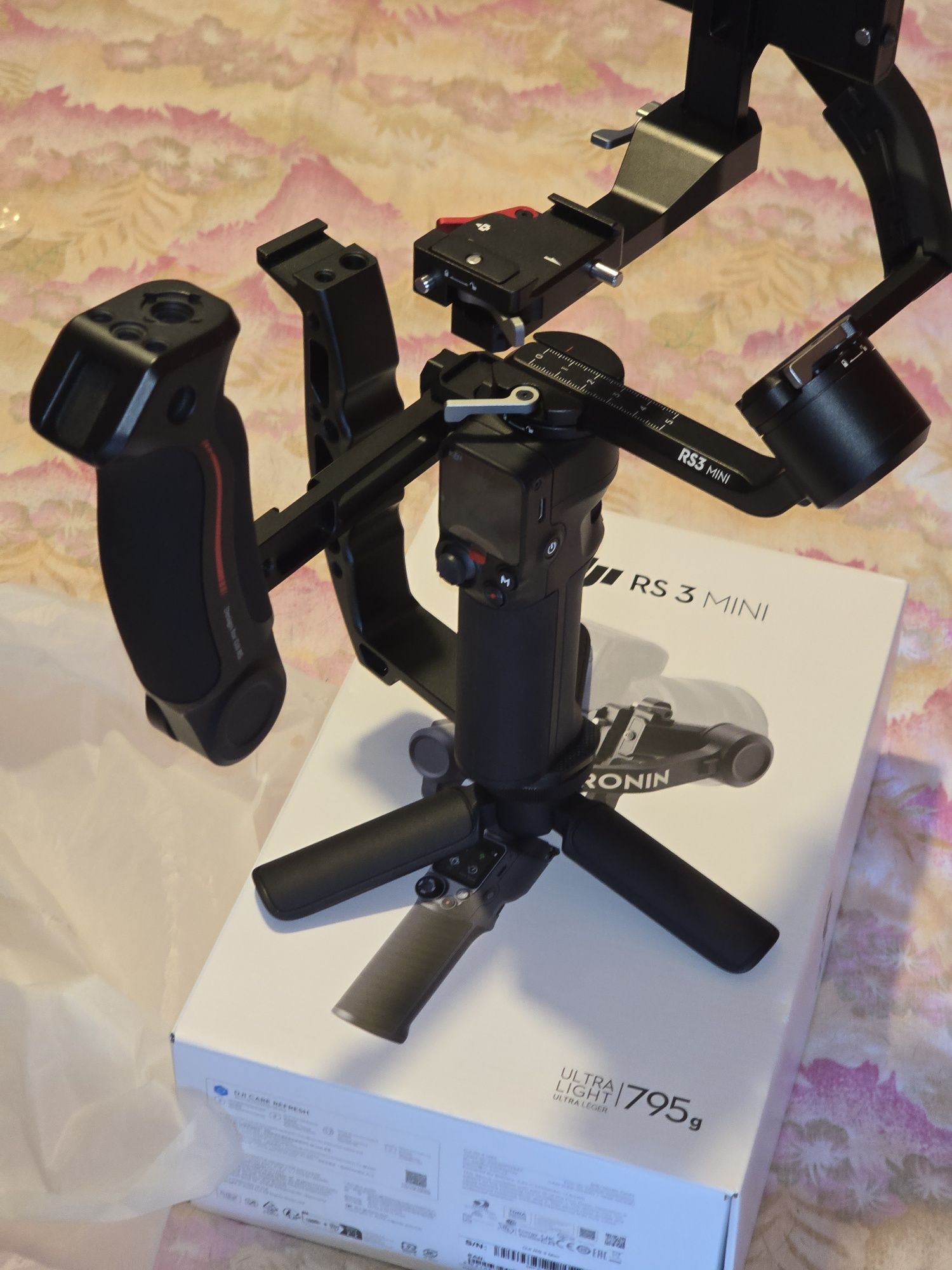 DJI RS3 Mini + Extras (Gimbal) como Novo