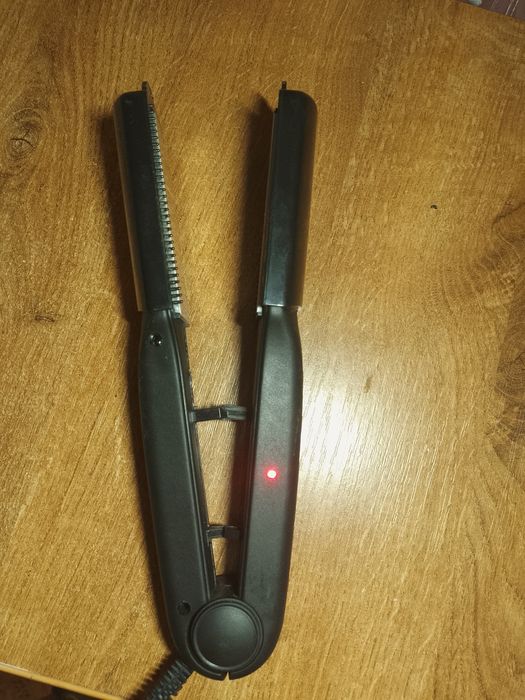 Щипці для волосся