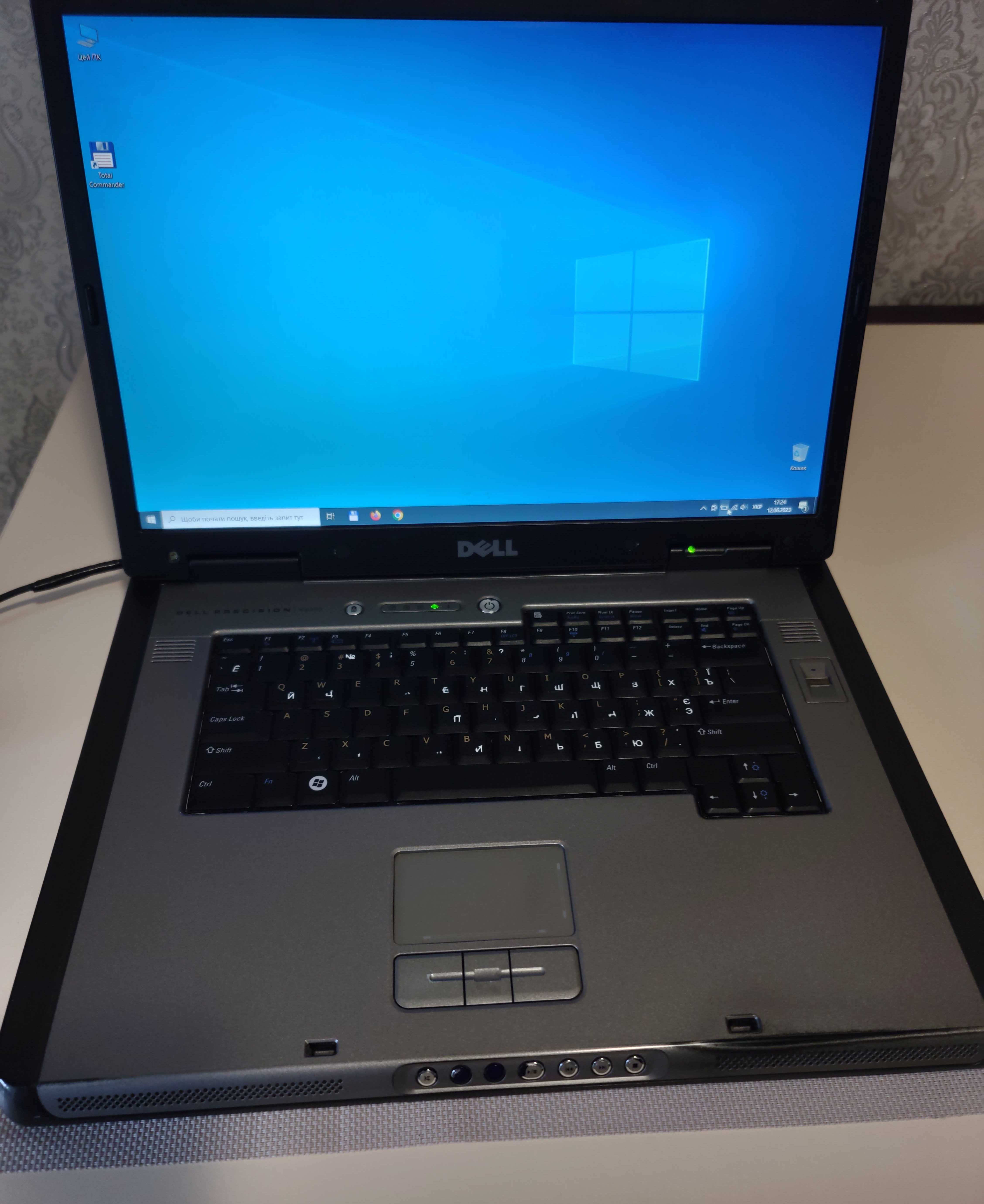 DELL Precision  M6300, T8300 2,4 ghr, 6/256 Гб, відеокарта fx 1600m