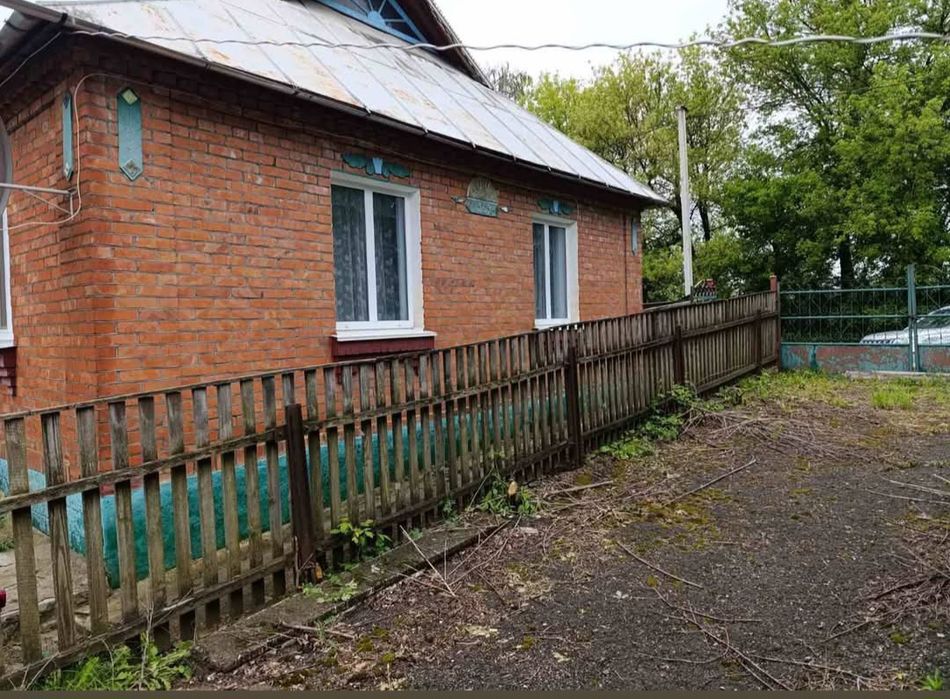 Продається будинок . с. Вербка Мурована