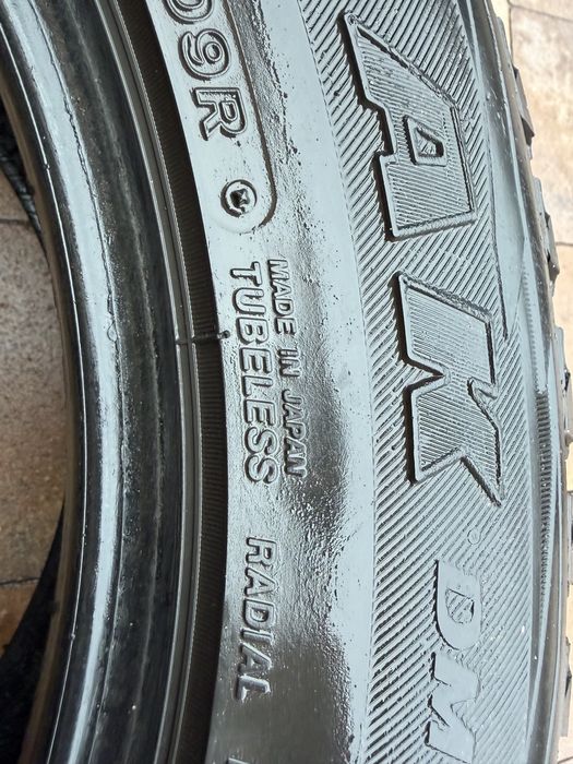 Зимові шини(резина) 255/55 R18 “Bridgestone” Blizzak DM-V1  - 4шт.