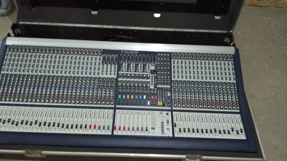 Soundcraft MH2 40 микшерный пульт продам!