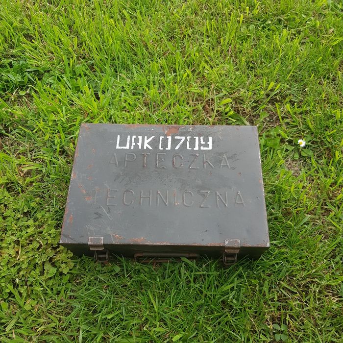 Apteczka techniczna PRL