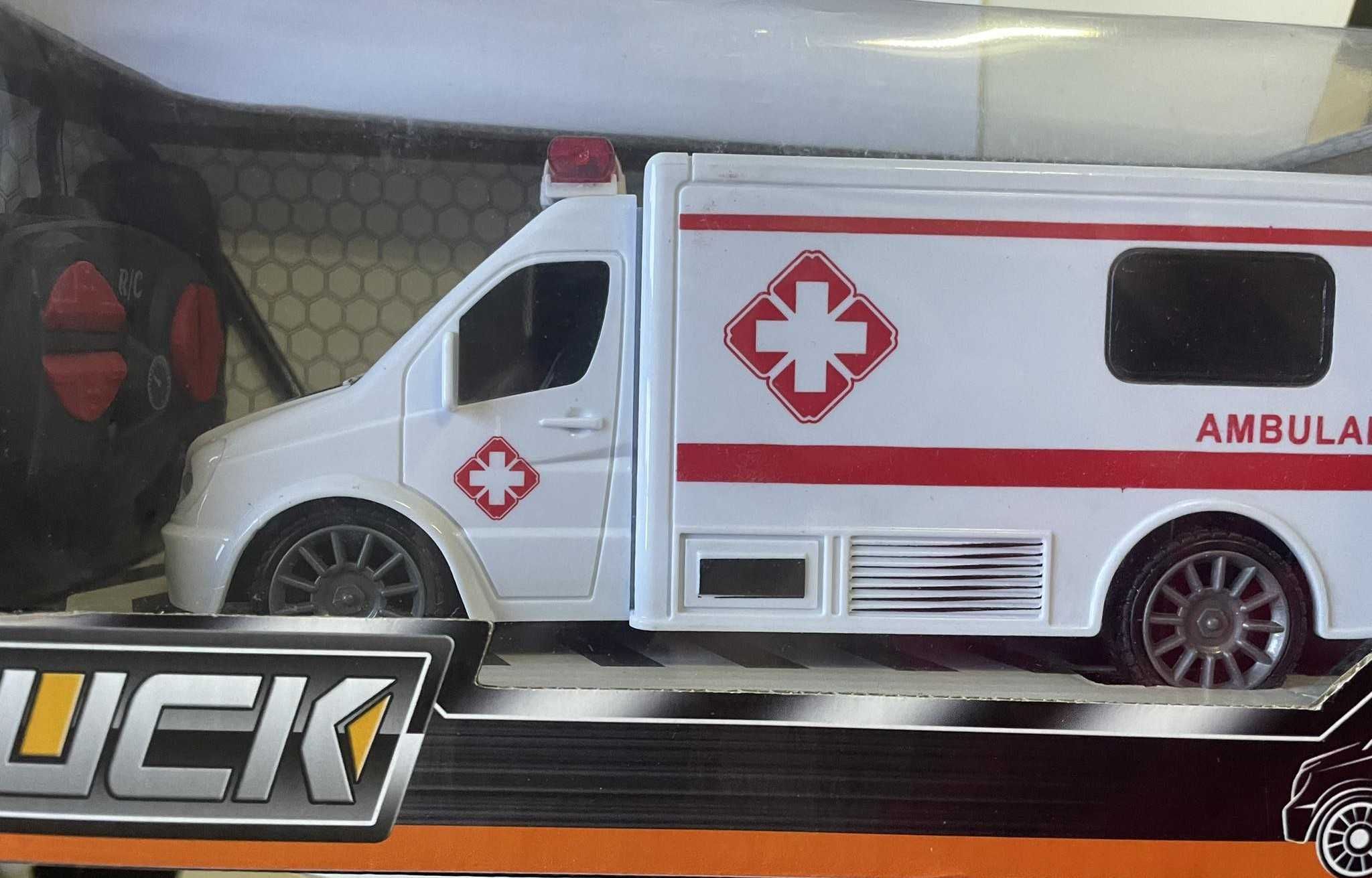 Auto Zdalnie Sterowane R/C Ambulans Dźwięk Światła