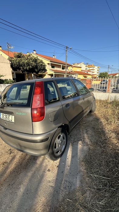 Fiat Punto Em bom estado.