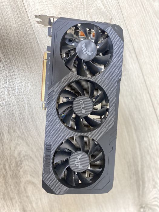 Відеокарта Asus TUF Radeon RX 5700 XT 8GB — стабільна робота