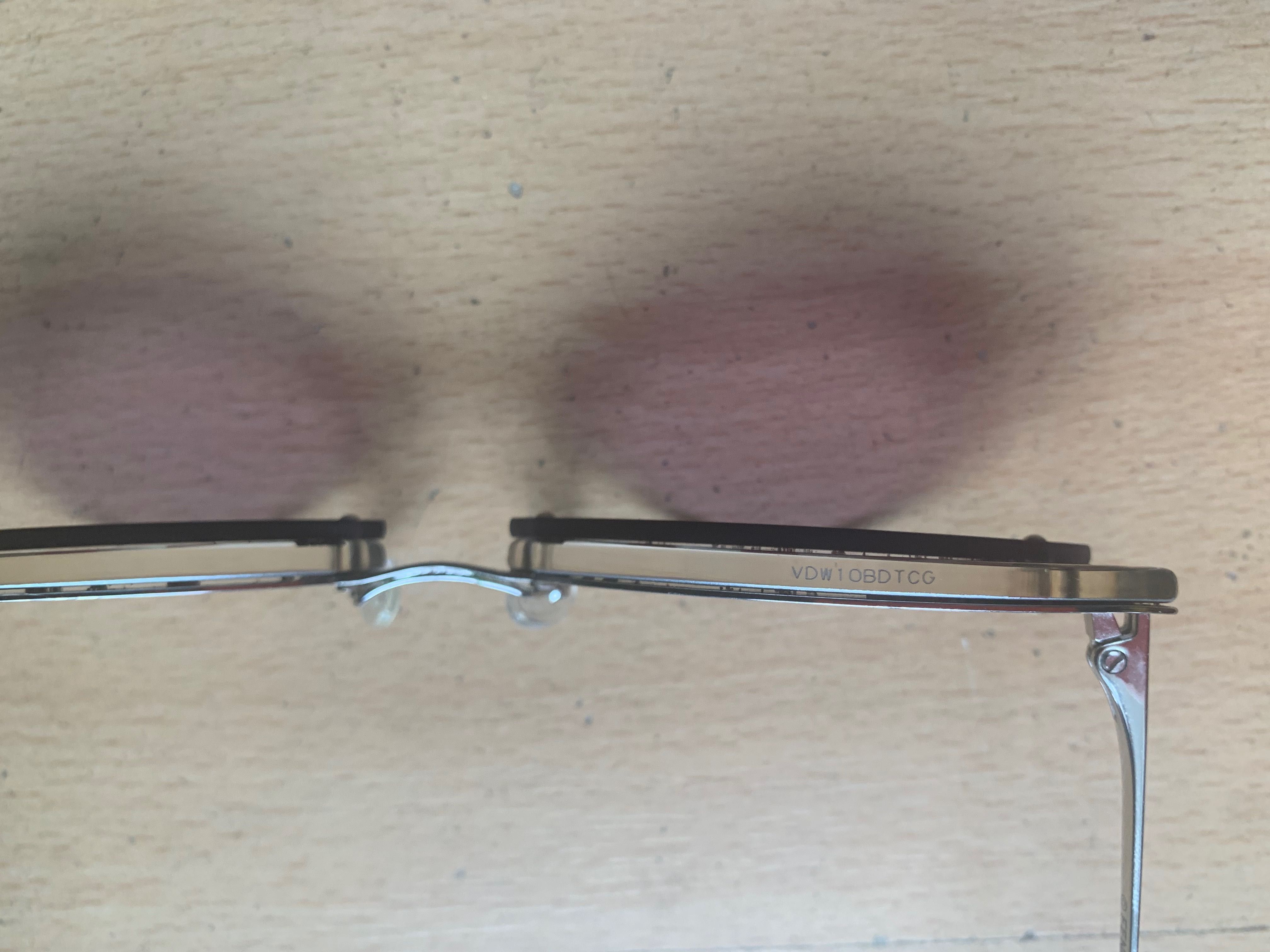 Óculos de sol originais FENDI sem marcas de uso