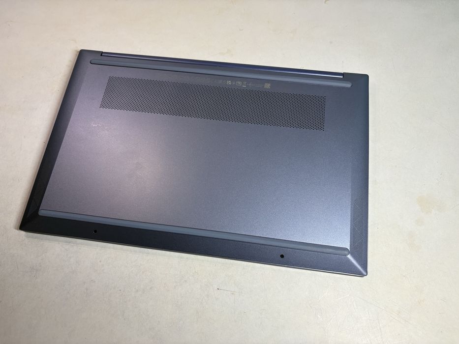 Ноутбук HP Pavilion 15-eh0007ua