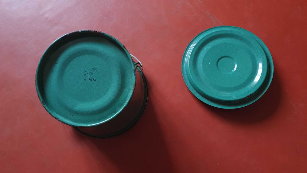 Ведро эмалированное с крышкой б/у СССР