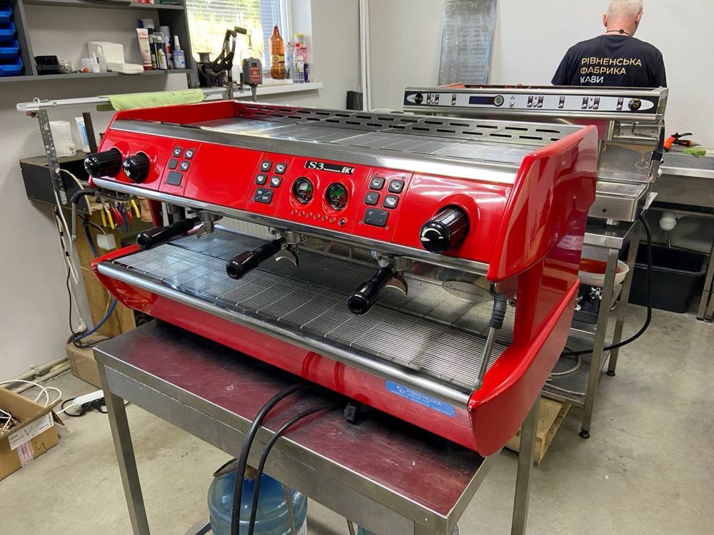 Кавоварка професійна la spaziale s3