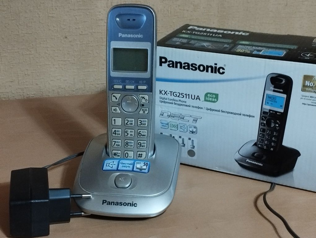 Радиотелефон Panasonic.