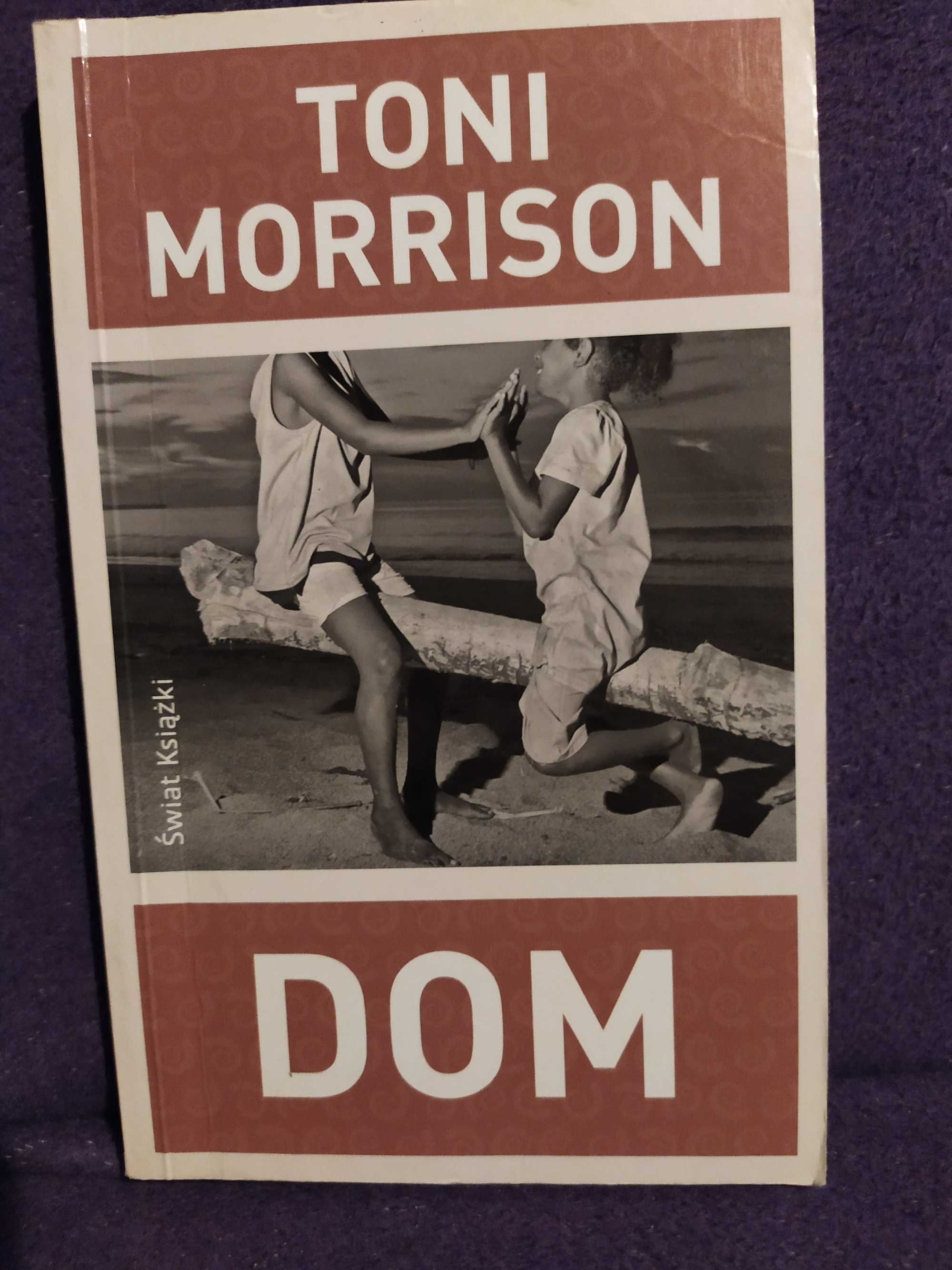 Dom - Toni Morrison