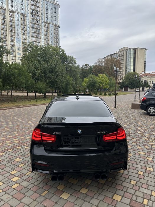 BMW F30 328 Xdrive M-Look