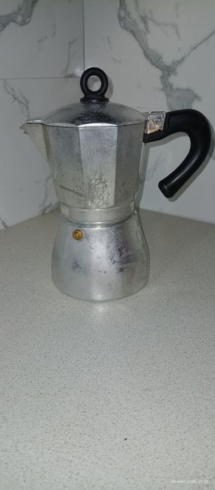 Кавоварка гейзерна