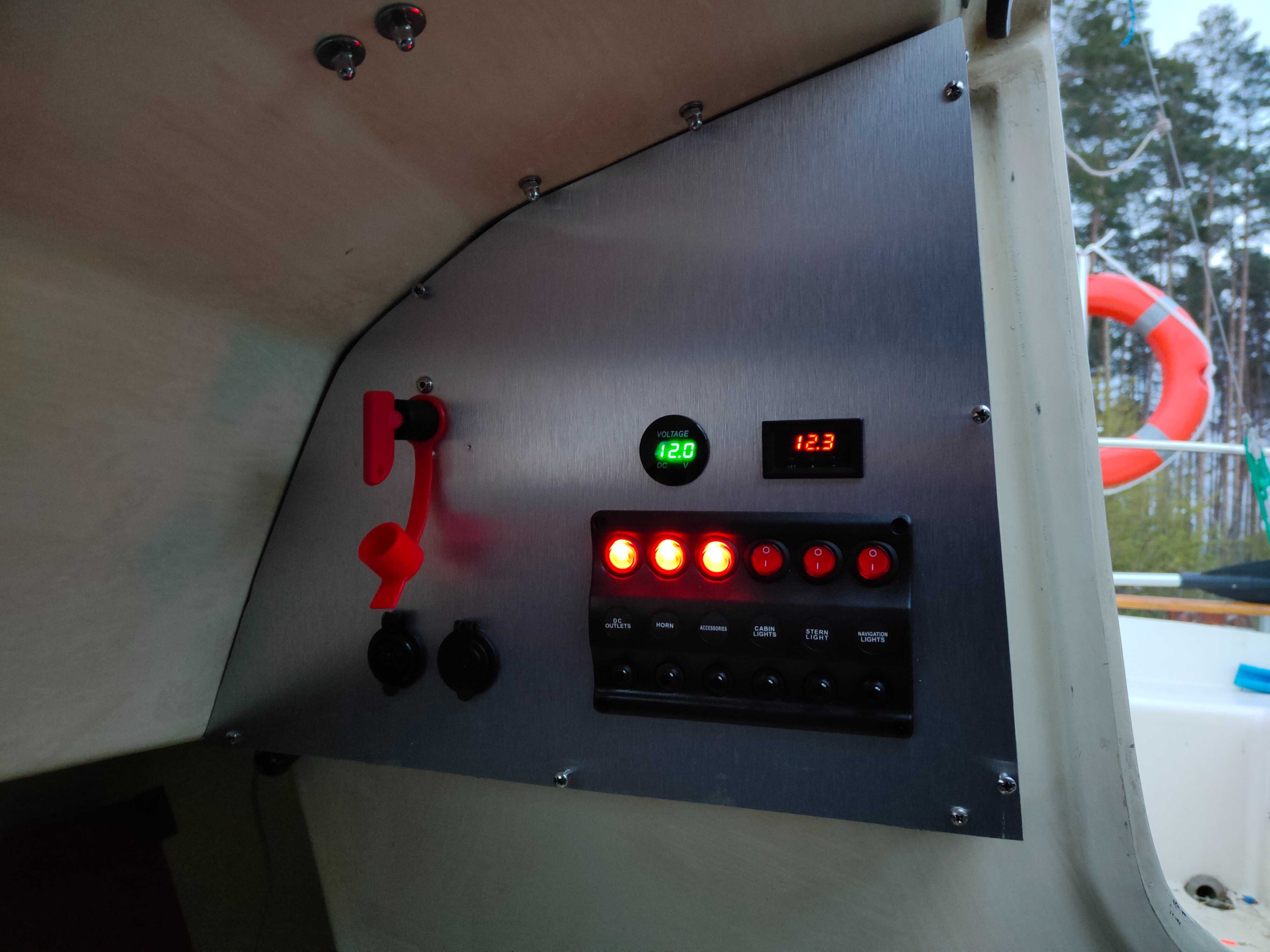 Sprzedam s/y Kamiros jacht żaglowy, silnik Mercury 4 z przyczepą